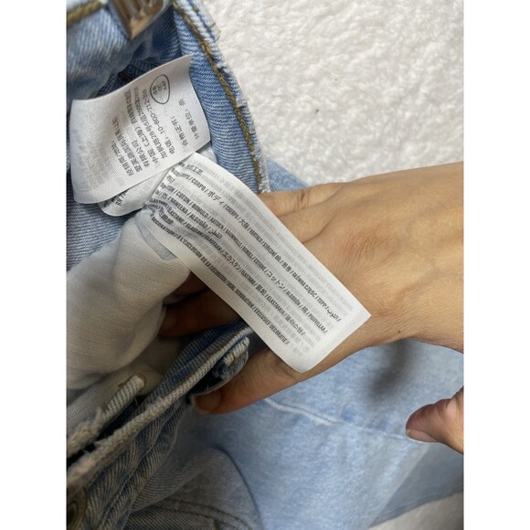 Abercrombie & Fitch 90s Straight Ultra High Rise Light Wash Jeans Size 28/6 - Picture 12 of 13